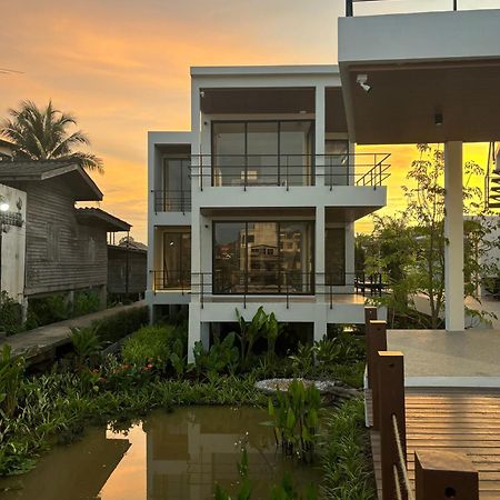 The Episode Boutique Hotel Surat Thani Zewnętrze zdjęcie